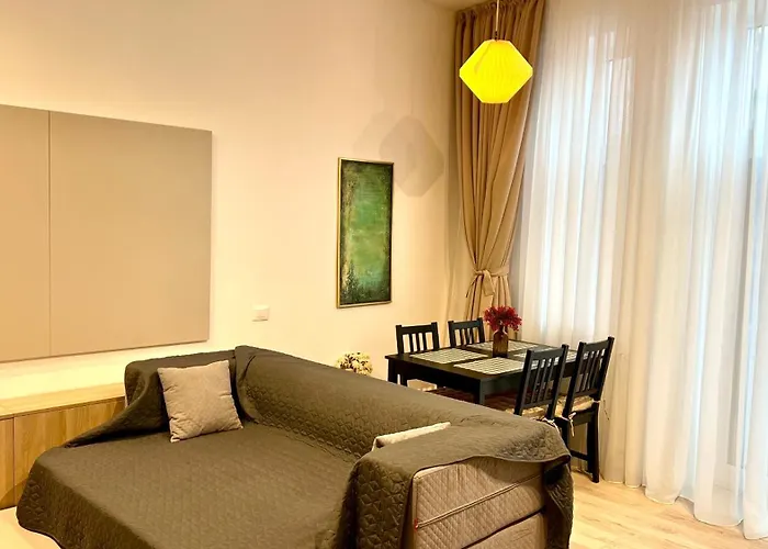 Апартаменты Flat In Near Old Town