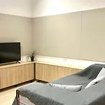 Flat In Near Old Town *