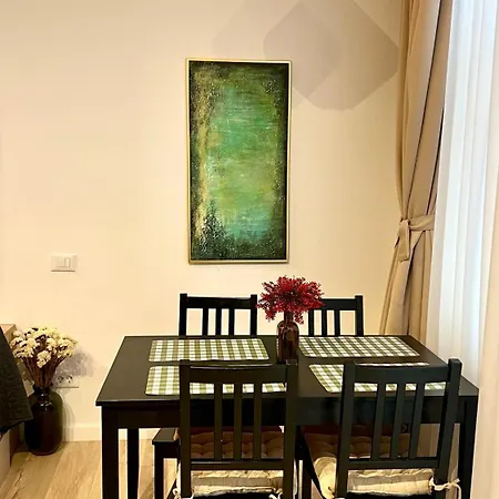 Flat In Near Old Town Bucharest